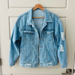 Oversized Shein Denim distress jacket in XS (US - 2) in light wash